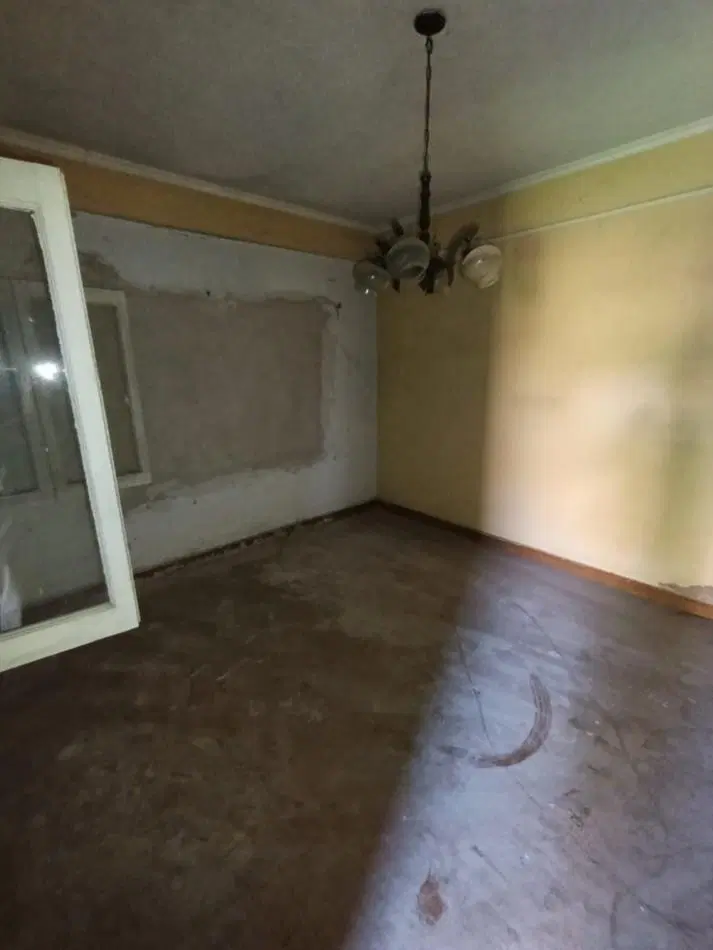 CASA A RESTAURAR EN JOSE C. PAZ CON ANTICIPO Y CUOTAS 4