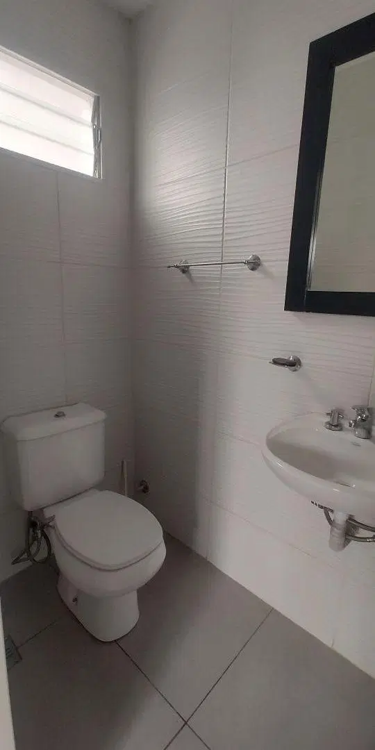 ALQUILER – PH 2 AMBIENTES CON AMPLIA TERRAZA EN CIUDADELA 5