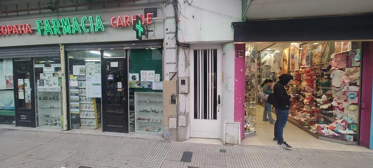 PH 4 Ambientes con Terraza y Gran Potencial de Ampliación – Carhué 44, Liniers 2