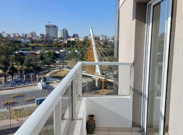 Dueño alquila departamento centro 1