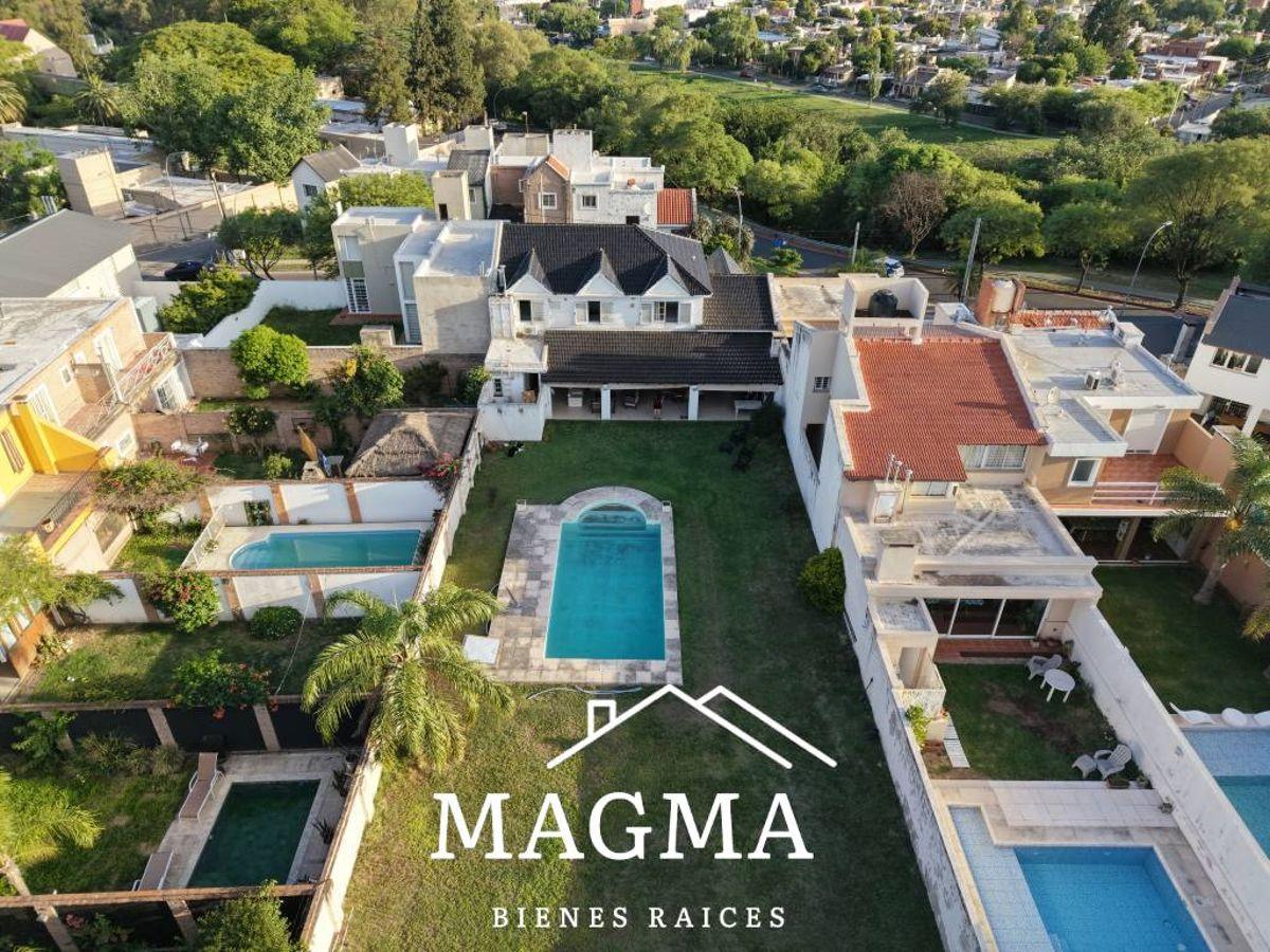 Venta Casa de Categoría!! URCA!! Apto Crédito!!!!!!