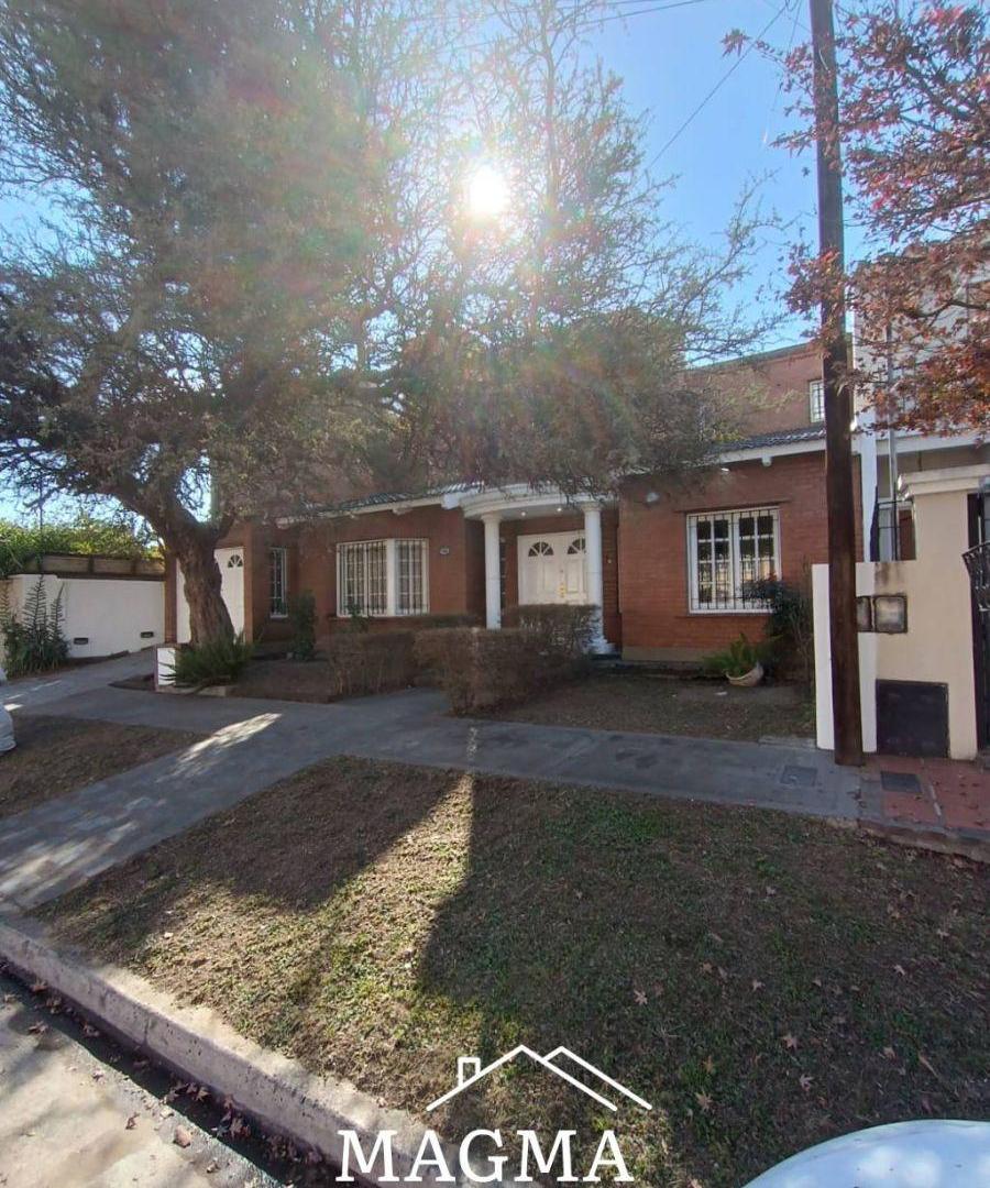 Casa en Venta Colinas del Cerro!! 3 dormitorios - pileta!! Apto Credito!!