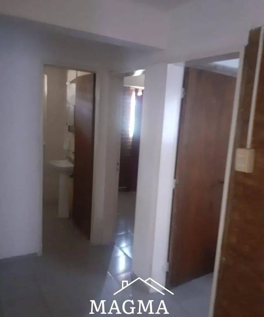 Casa en Carlos Paz con 4 departamentos independientes!!!!! 8