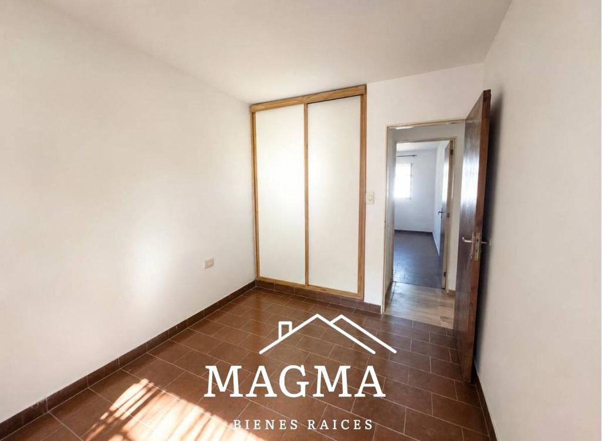 Foto de Casa en Venta – Barrio Arguello!! 3 dormitorios!! Acepta permuta!!, imagen 1