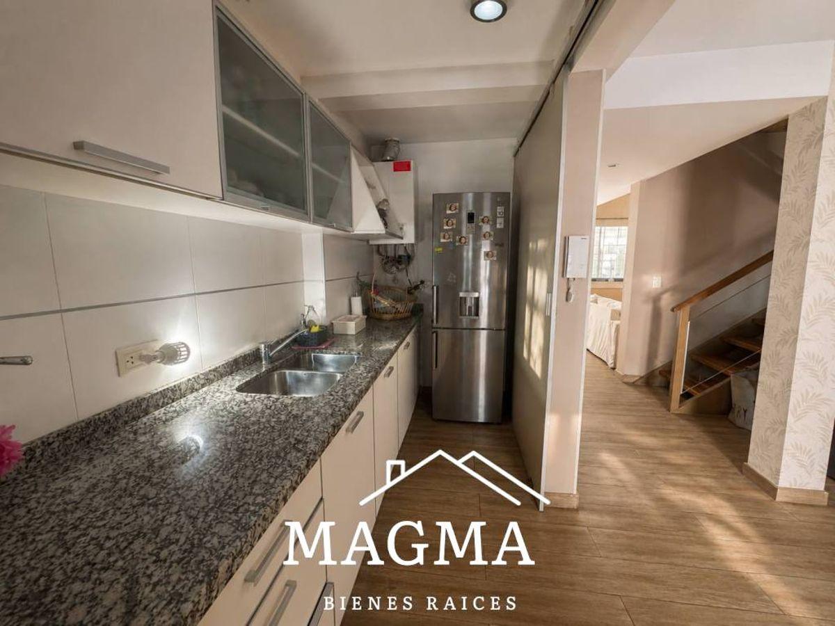 Foto de Duplex Venta en Urca – 3 Dormitorios – Pileta, imagen 1