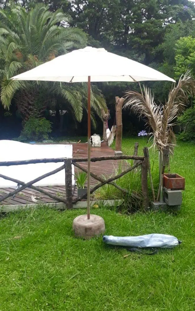 Se Alquila Casa 3 Dormitorios C/Cochera, Piscina y Parque.Ubicada en calle 472 Esquina 9 City Bell. 3