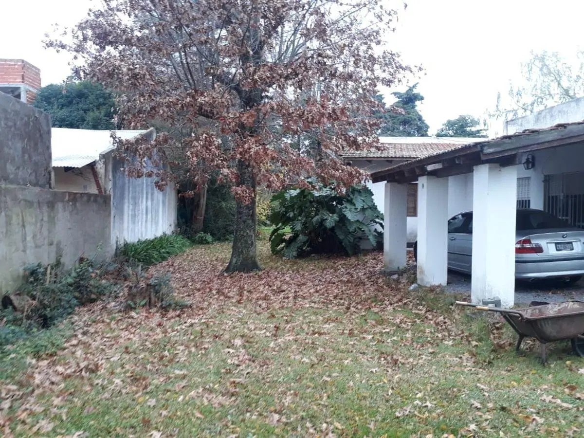 Se Alquila Casa 3 Dormitorios C/Cochera, Piscina y Parque.Ubicada en calle 472 Esquina 9 City Bell. 5