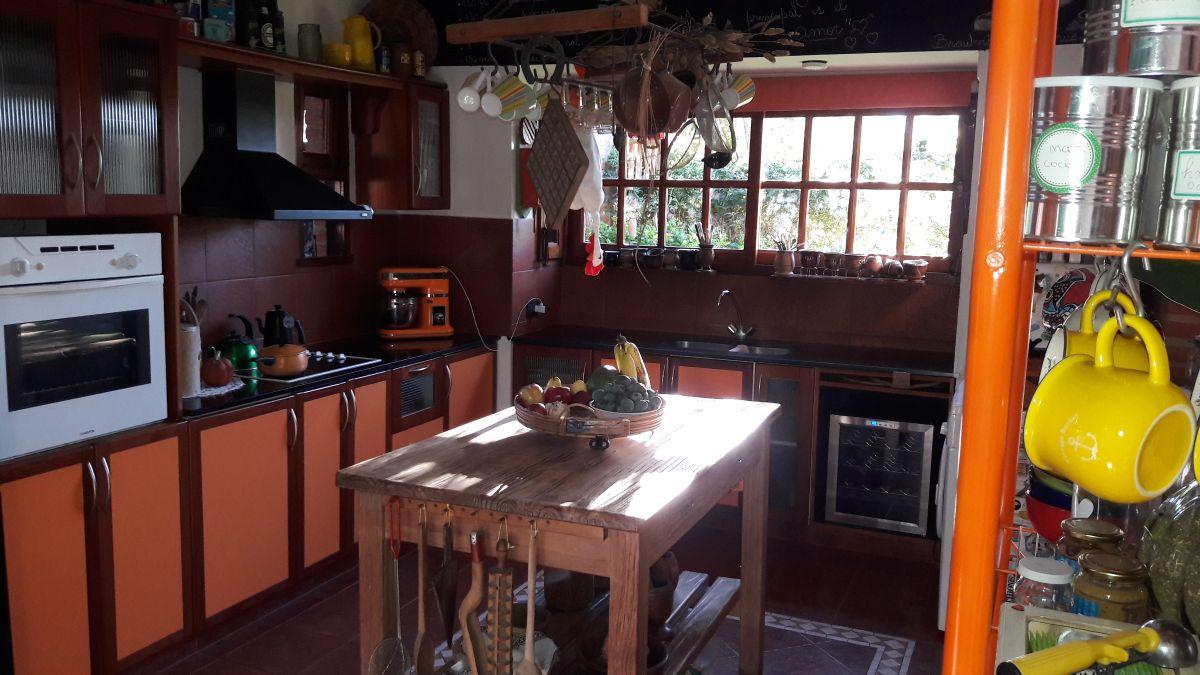 Foto de Se Alquila Casa 3 Dormitorios C/Cochera, Piscina y Quincho ubicada en, imagen 3