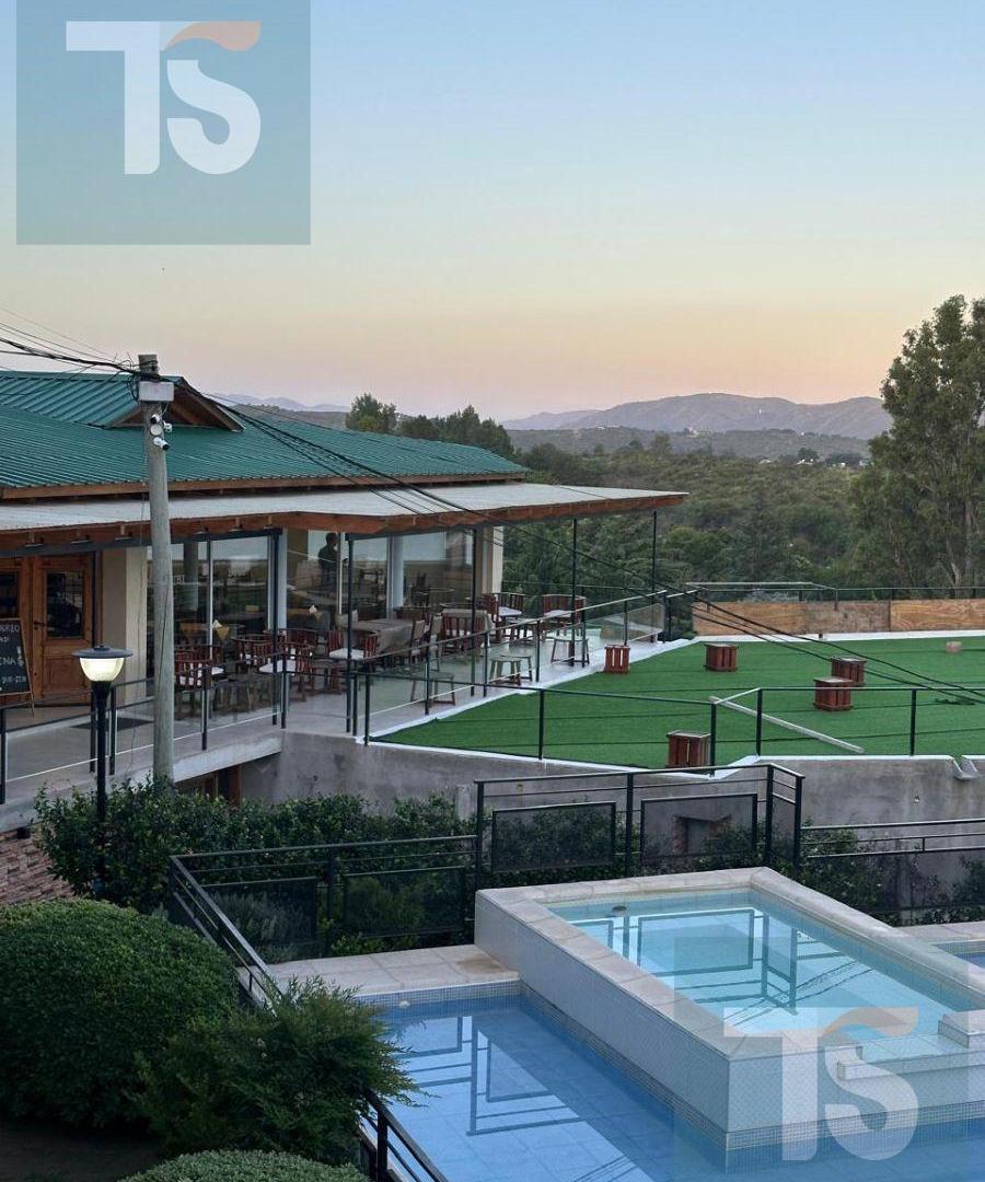 Foto de Excepcional Complejo de 13 Cabañas con Piscinas y Spa en Villa Icho, imagen 1
