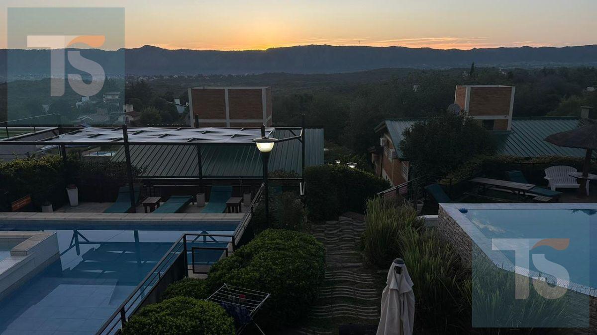 Foto de Excepcional Complejo de 13 Cabañas con Piscinas y Spa en Villa Icho, imagen 2