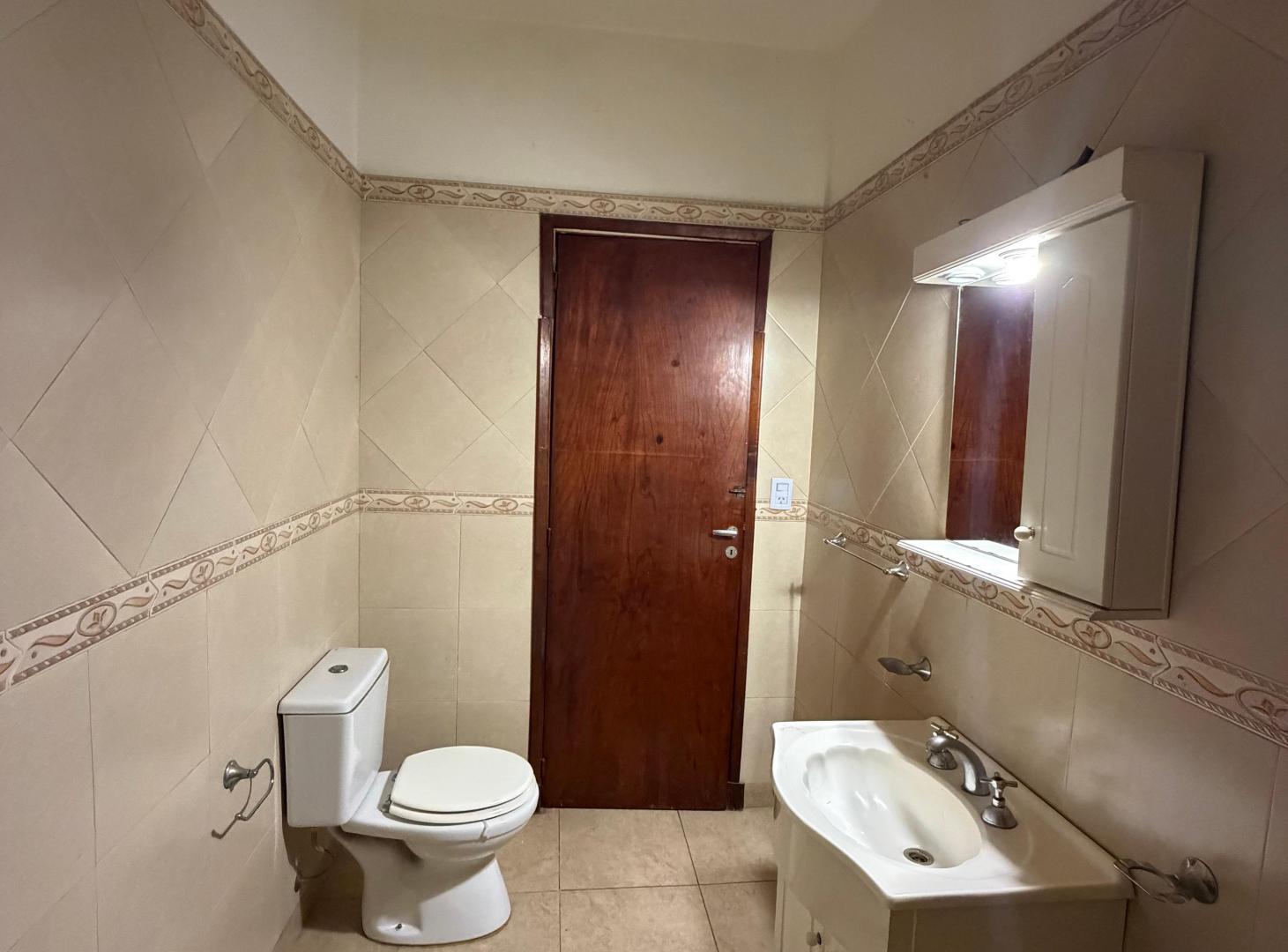 Foto de Alquiler Comercial Avenida Andrés Rolón 616/618/620, imagen 2