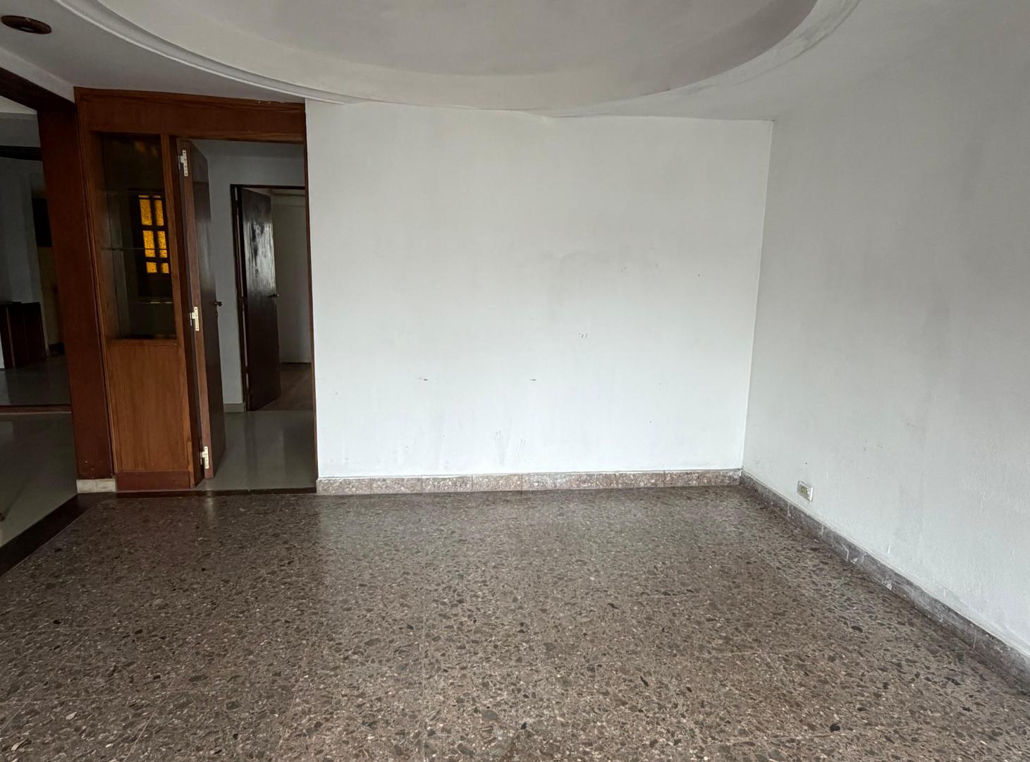 Foto de Casa de 4 ambientes con gran garage, en excelente ubicación de Martínez, imagen 2
