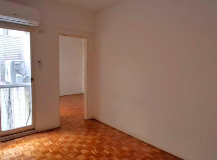 Departamento de 2 ambientes. Servicios centrales. Ubicación privilegiada. 2