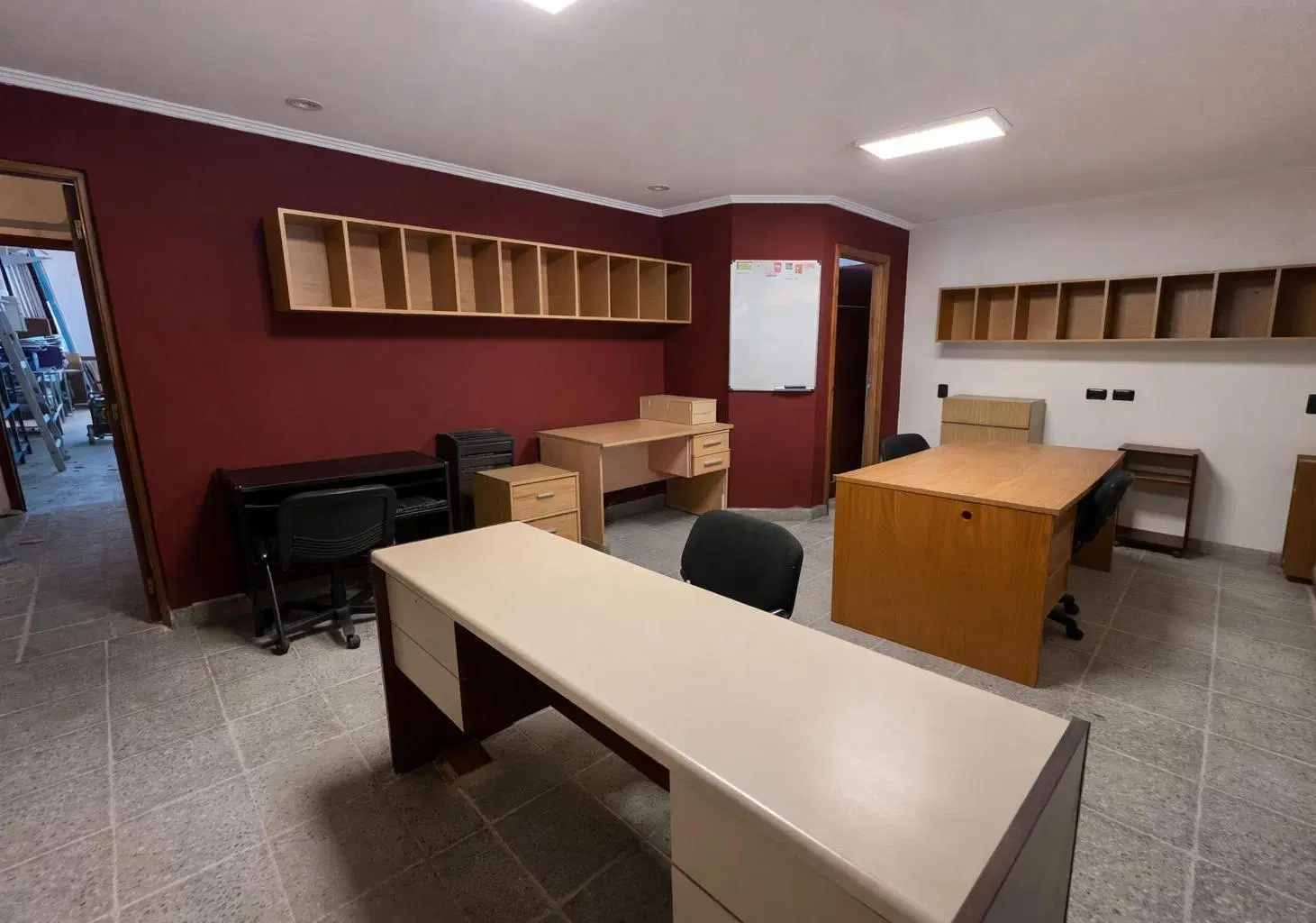 Alquiler Galpon 200m2 Villa Primera 4