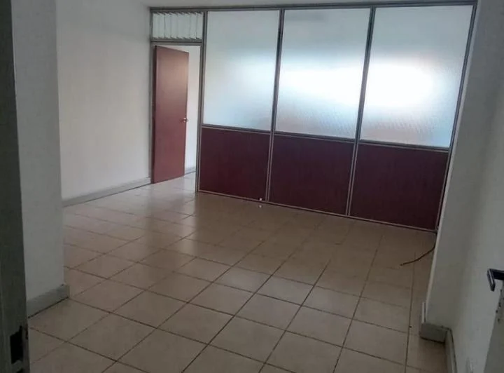 Dueño Alquila Oficina Comercial 2