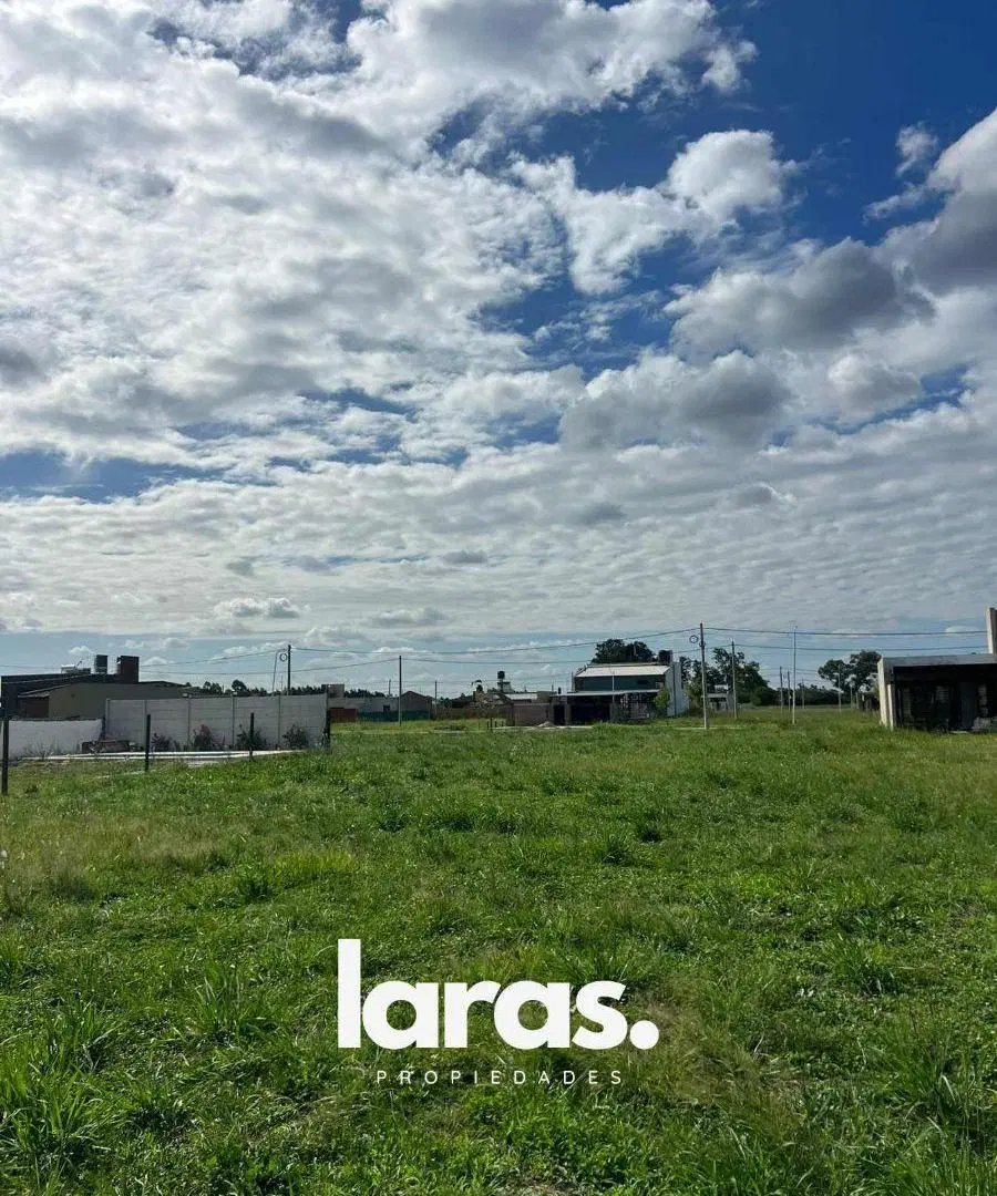 Terreno en venta 300 m2 Alvear Campos del Oeste 5