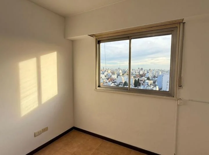Departamento 3 Ambientes En Flores Con Vista A La Ciudad 3