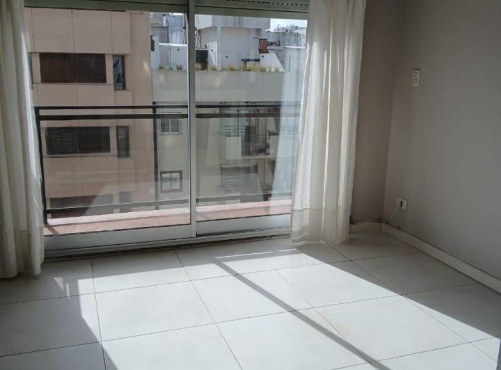Alquiler 24 meces departamento  de 3 ambientes con cochera 2