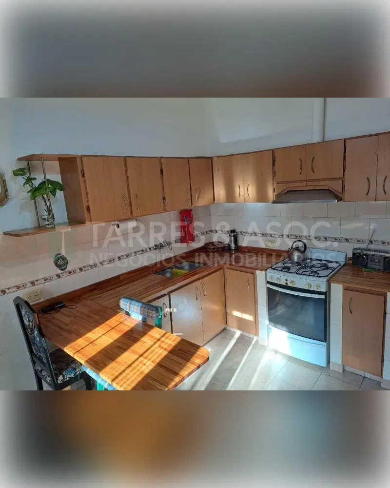 Casa de 300 m² con 2 dormitorios en venta en Villa Maria, Barrio Rivadavia 1