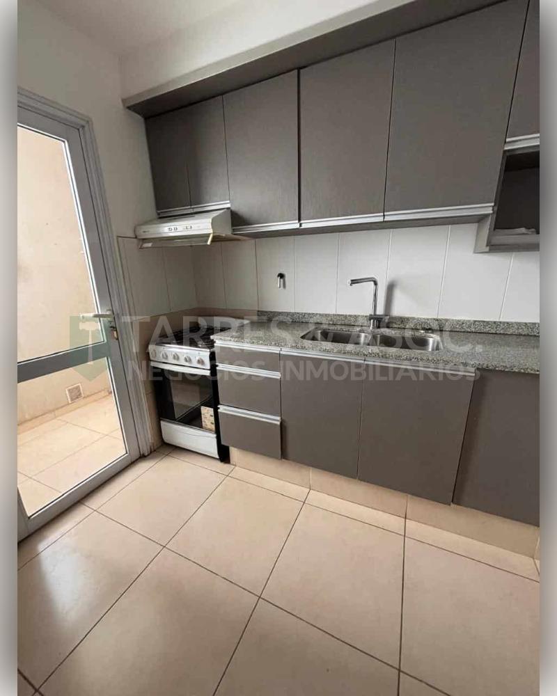 Foto de Departamento en Roque Sáenz Peña de 48 m2 con 1 habitación en venta, imagen 3