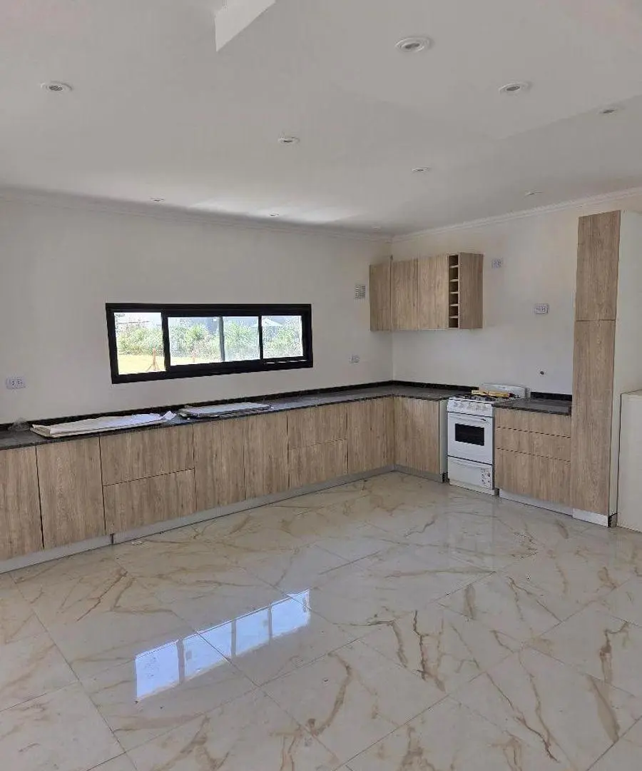 Casa a Estrenar 5 Ambientes, Pileta- Horizontes al Sur- Corredor verde Canning-San Vicente 2