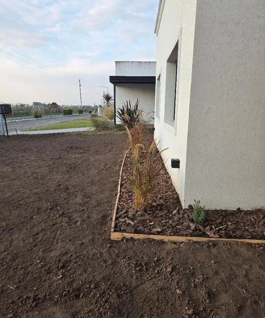 Oporturtunidad casa a estrenar jardín y piscina Horizontes al Sur Corredor verde Canning San Vicente 5