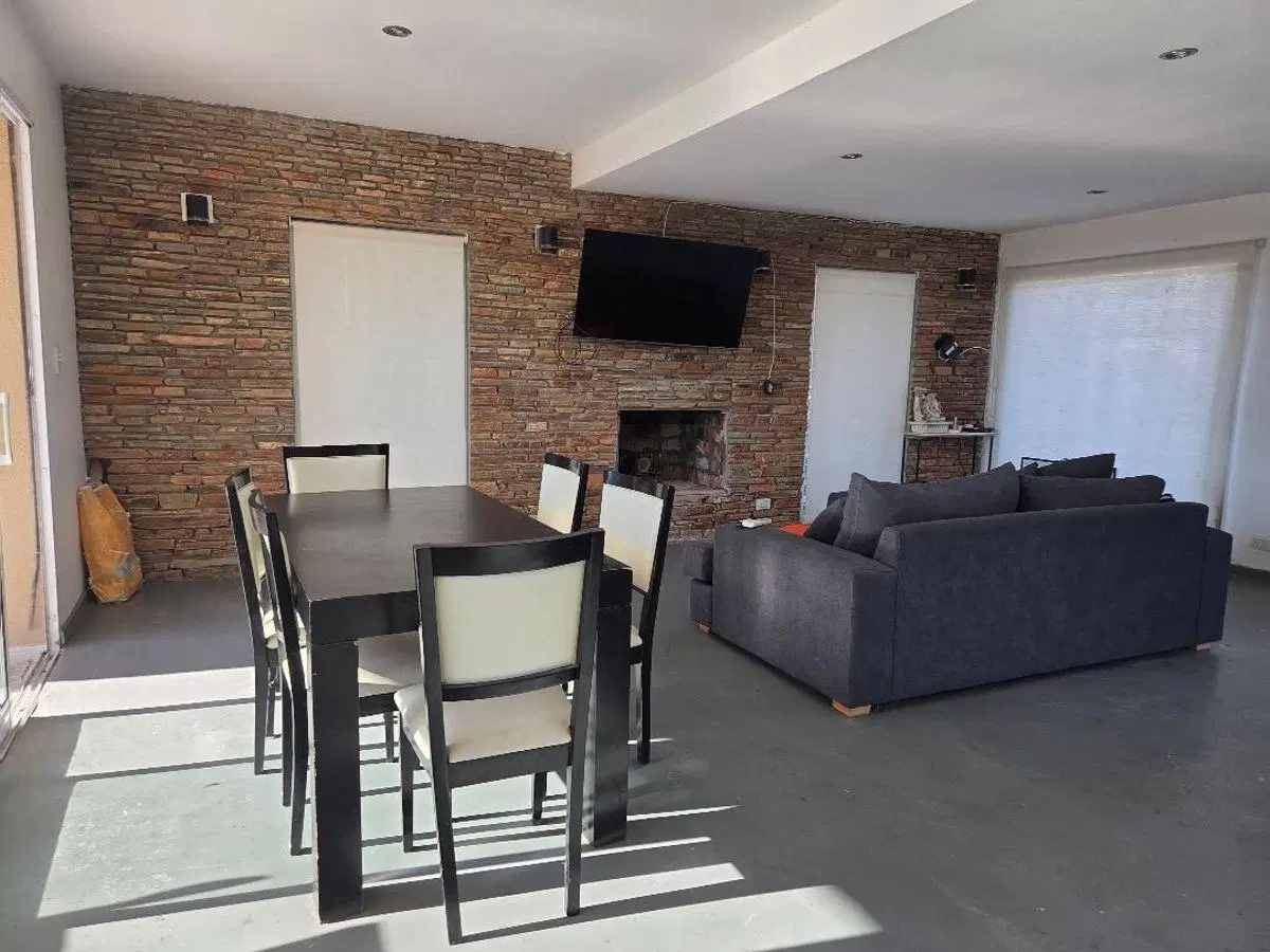 CASA CON PISCINA Y JARDIN HORIZONTES AL SUR CORREDOR VERDE CANNING SAN VICENTE 5