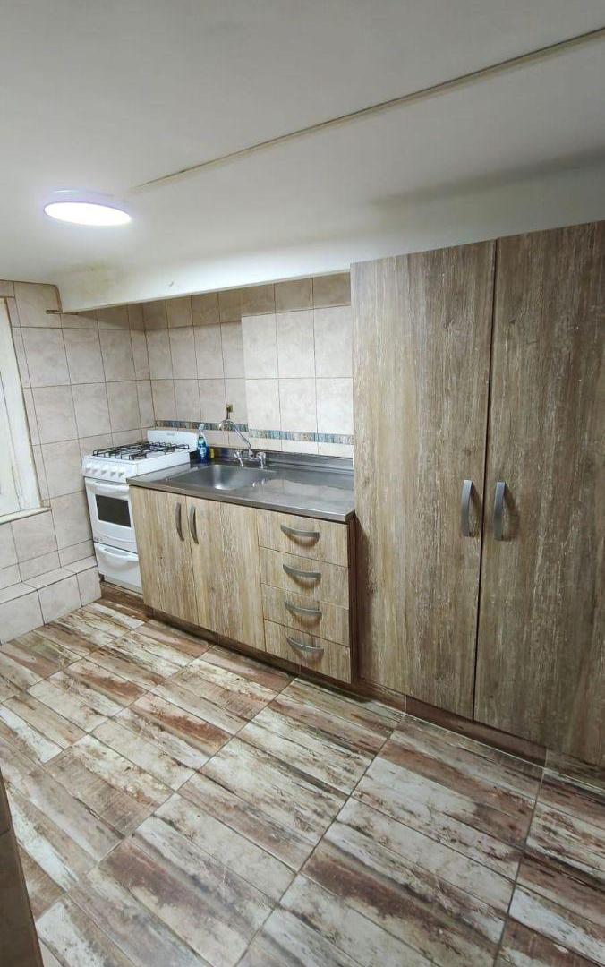 Foto de GRAN SEMIPISO DE ESTILO AL FRENTE CON BALCON CORRIDO Y PATIO, imagen 5
