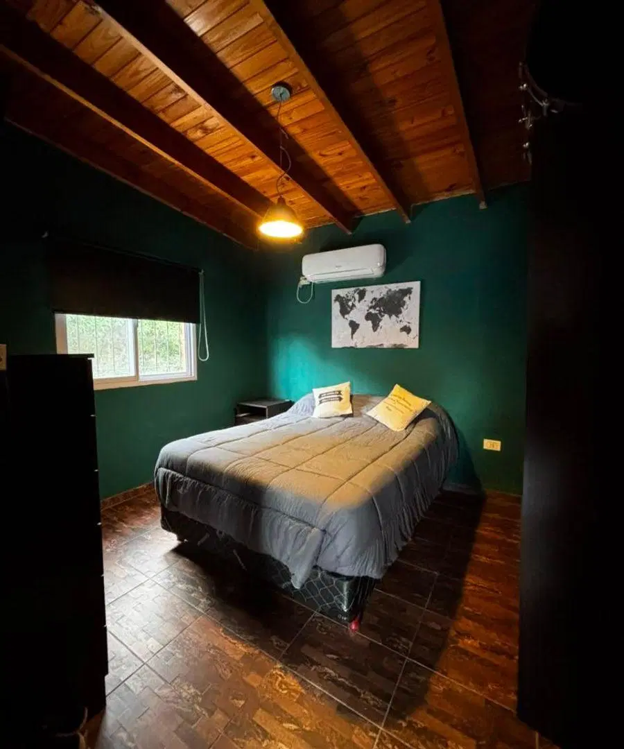Venta de casa de 2hab con amplio parque, pileta y quincho con parilla. Los Talas 5