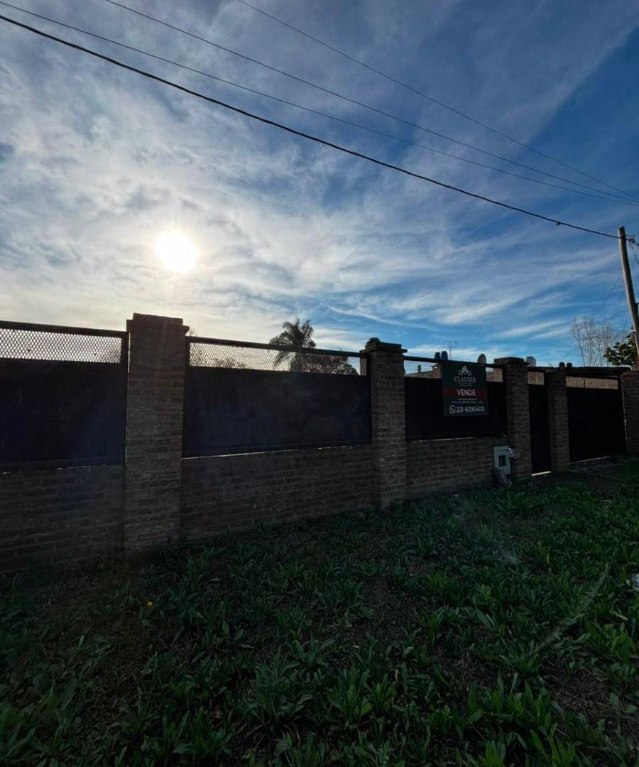 Foto de Venta de propiedad en Melchor Romero. 600m2, imagen 1