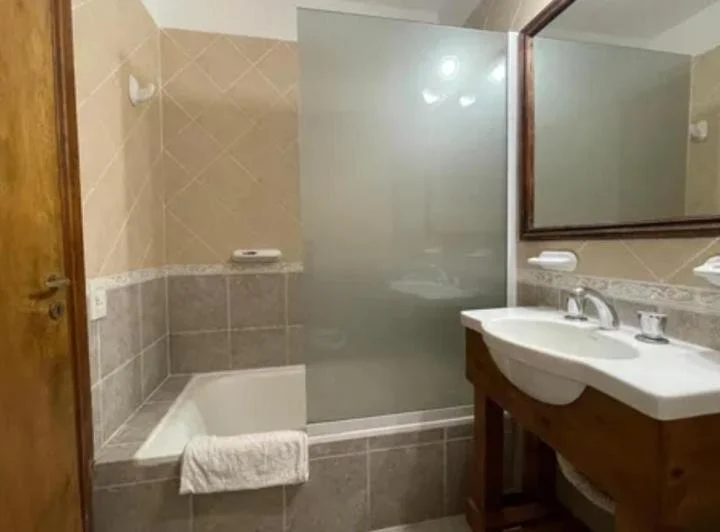 Departamento con 2 dormitorios y patio en San Cristóbal 3
