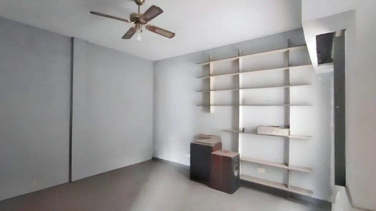 VENTA DE DEPARTAMENTO DE 3 AMBIENTES  RAMOS MEJIA 3