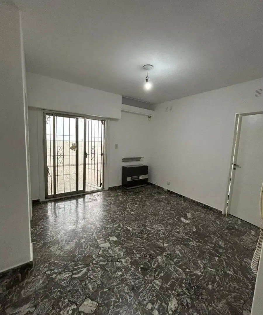 VENTA CASA 4 AMBIENTES - HAEDO 4