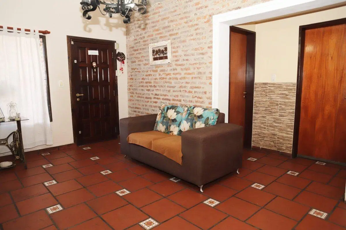 VENTA DE CASA 5 AMBIENTES EN SAN JUSTO 2