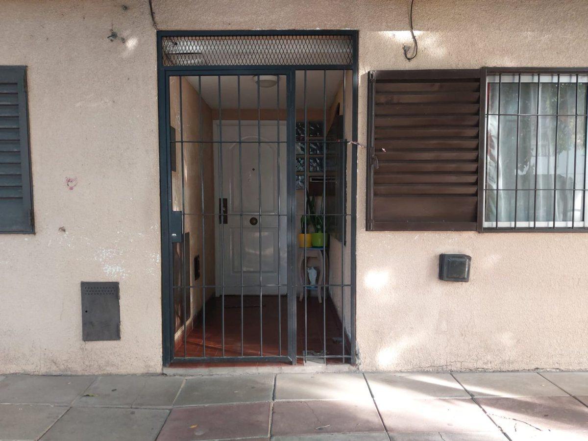 VENTA DE PH 2 AMBIENTES MORÓN