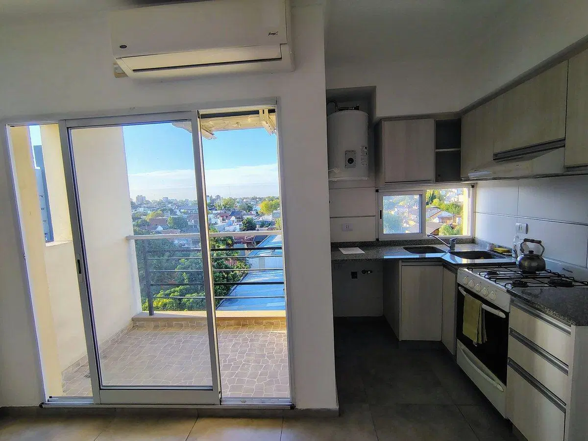 ALQUILER DOS AMBIENTES EN CASEROS 4