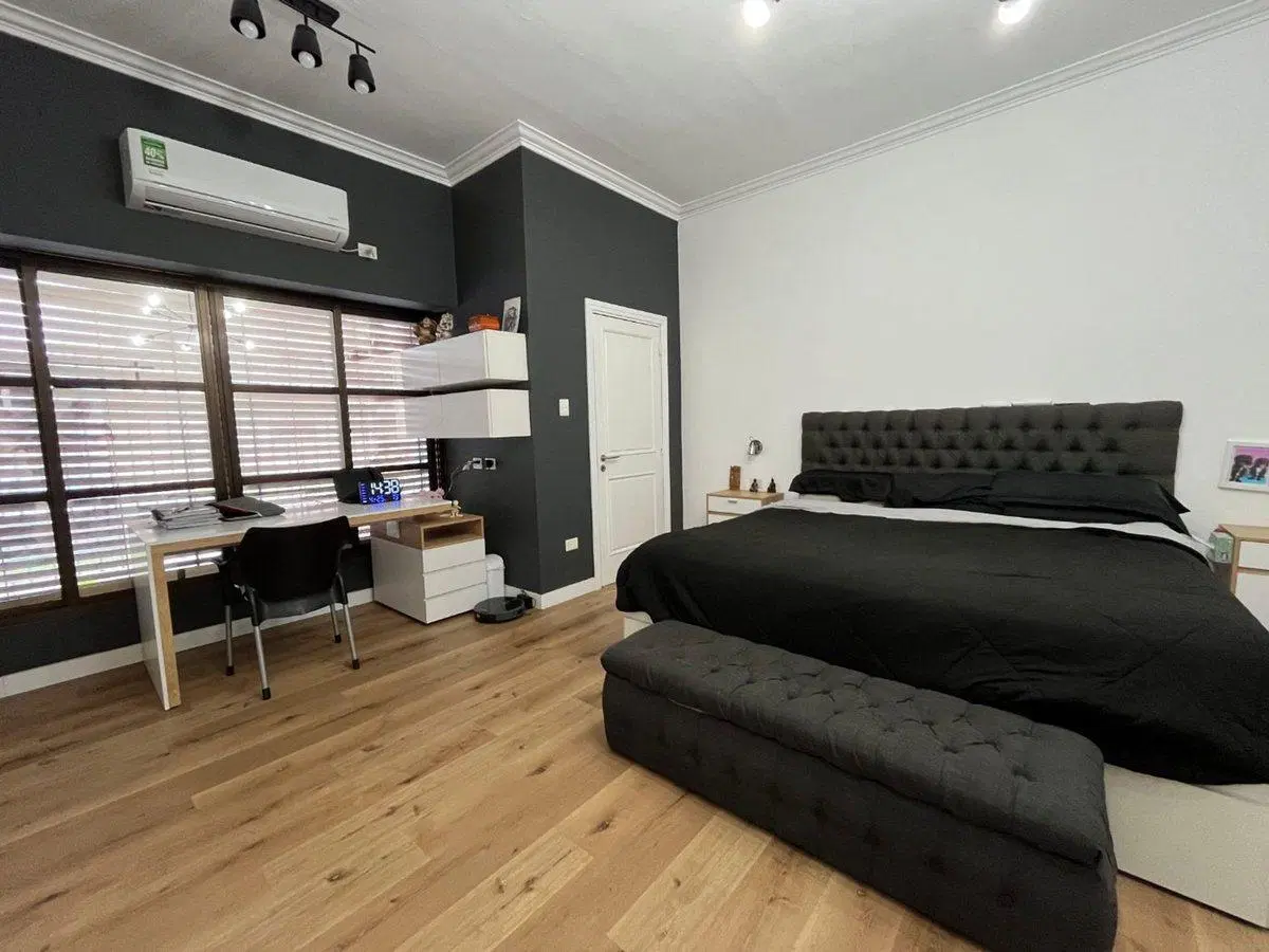 VENTA CASA 4 AMBIENTES VILLA LUZURIAGA 2