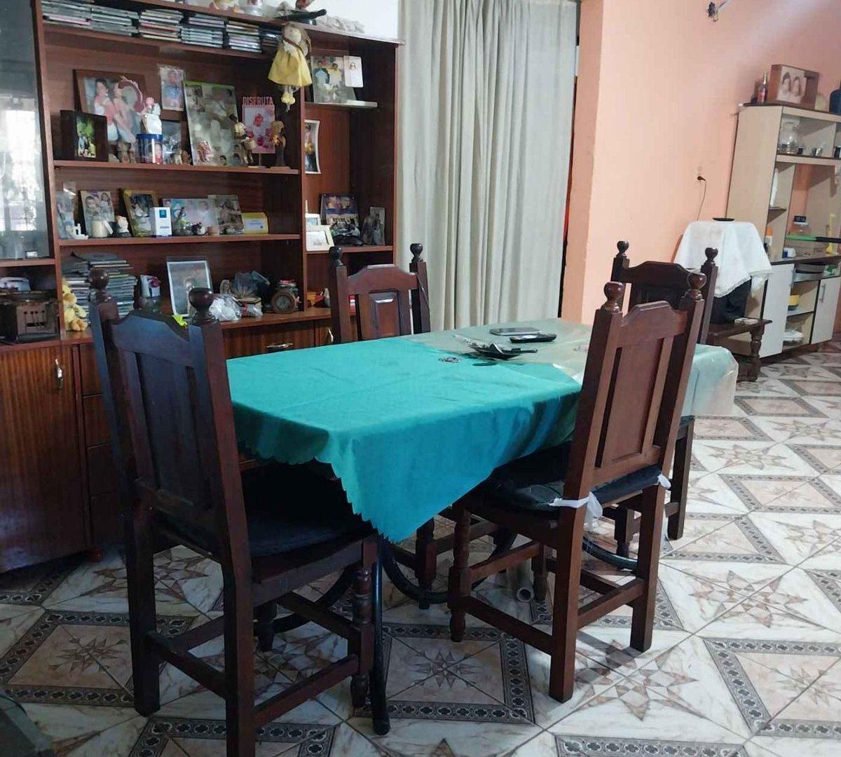 VENTA CASA 3 AMBIENTES GONZALEZ CATAN