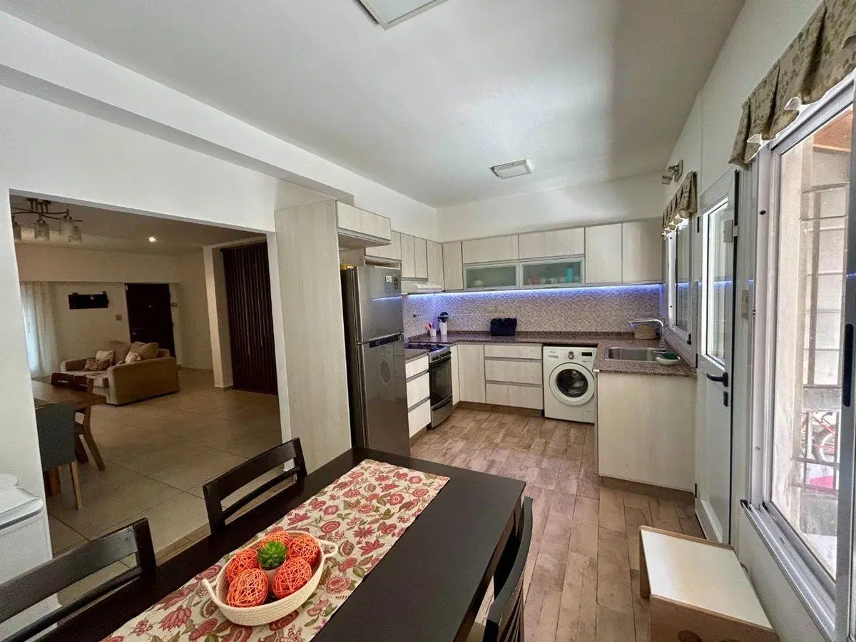 VENTA TRIPLEX 4 AMBIENTES CON COCHERA 5