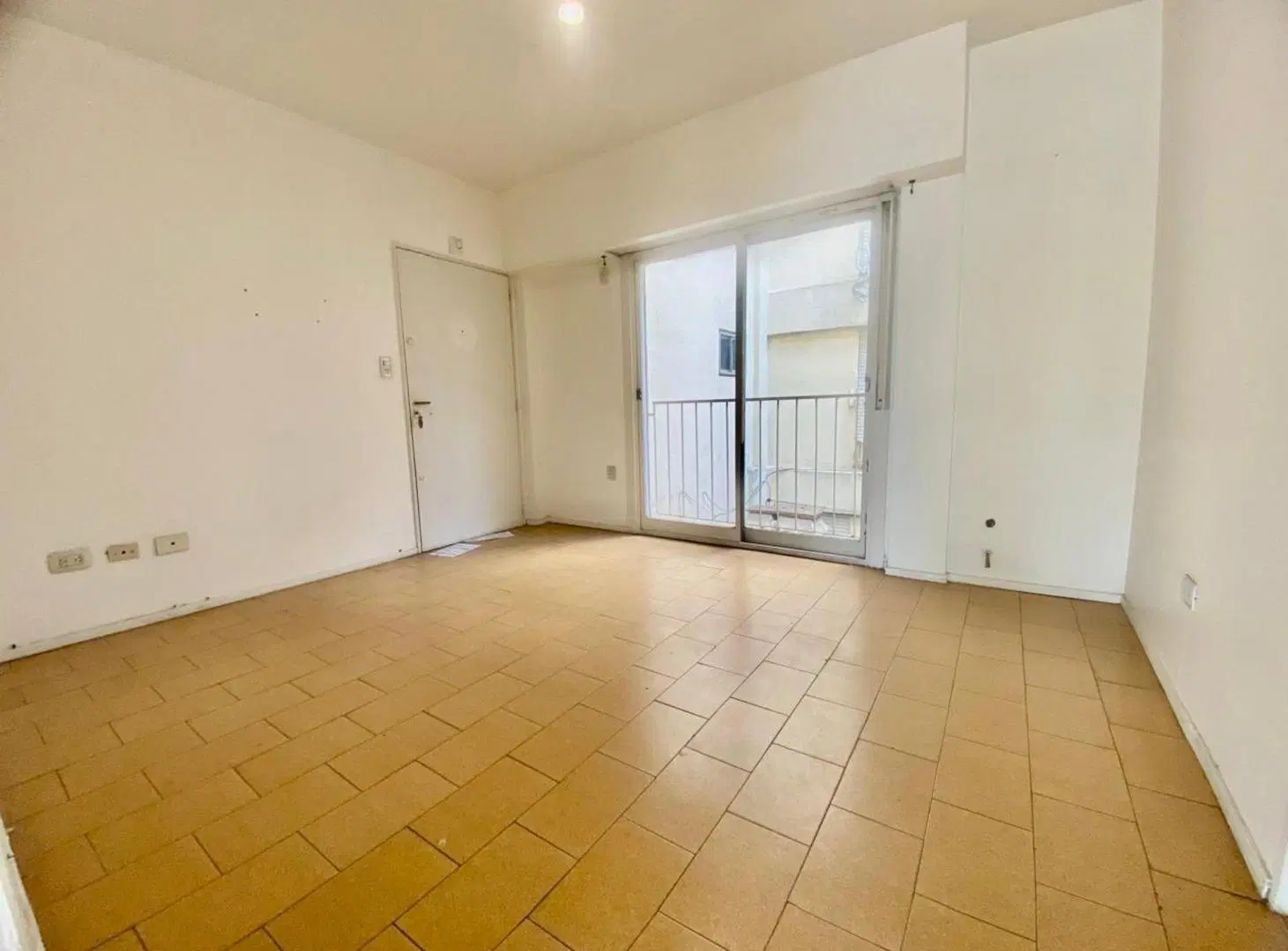 VENTA DEPARTAMENTO 2 AMBIENTES EN RAMOS MEJIA 3