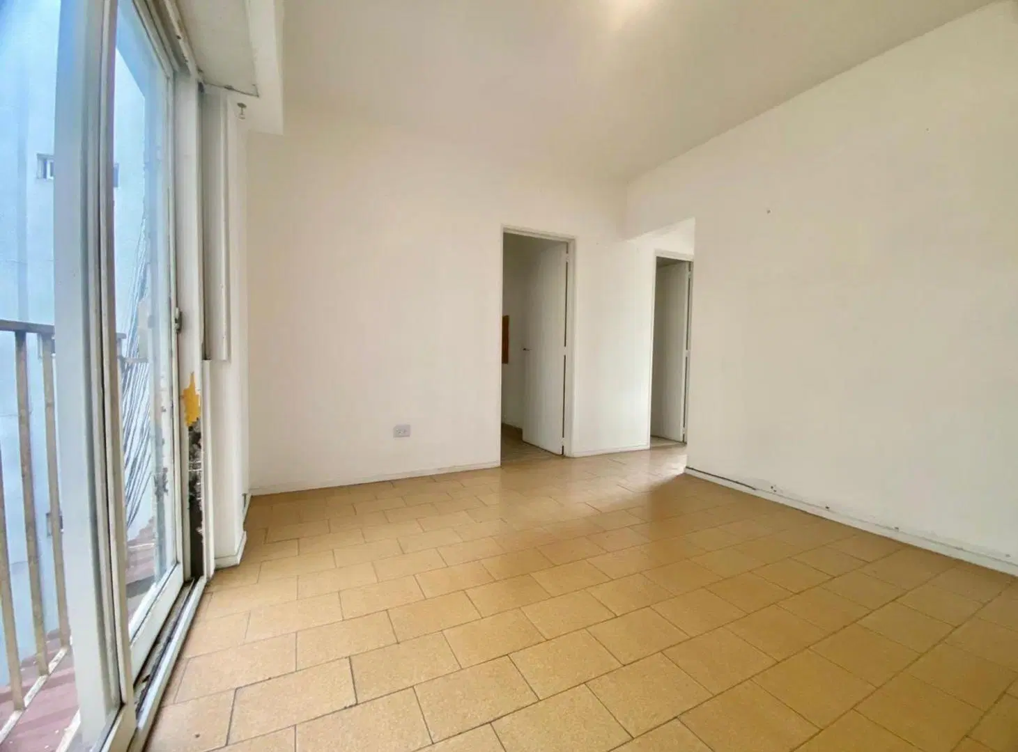 VENTA DEPARTAMENTO 2 AMBIENTES EN RAMOS MEJIA 5