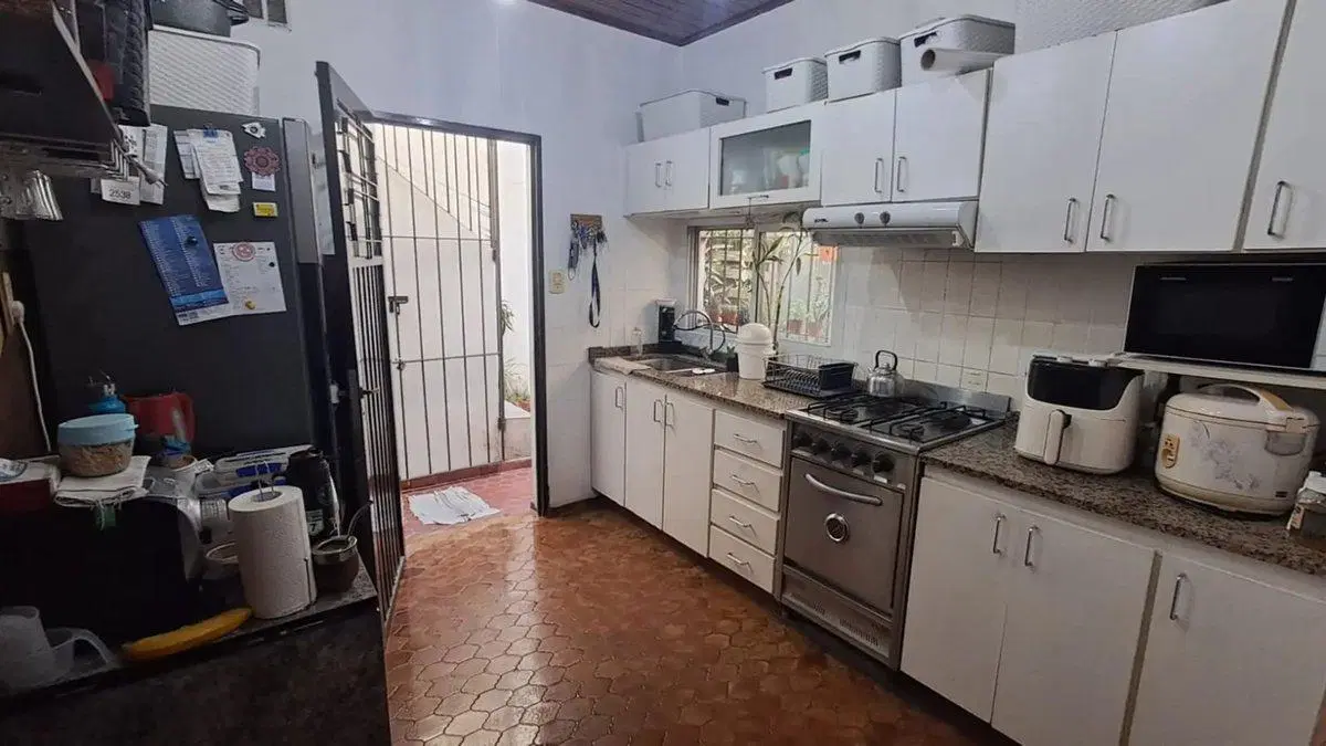 Venta PH 3 ambientes Ciudadela Centro con Galpón 3