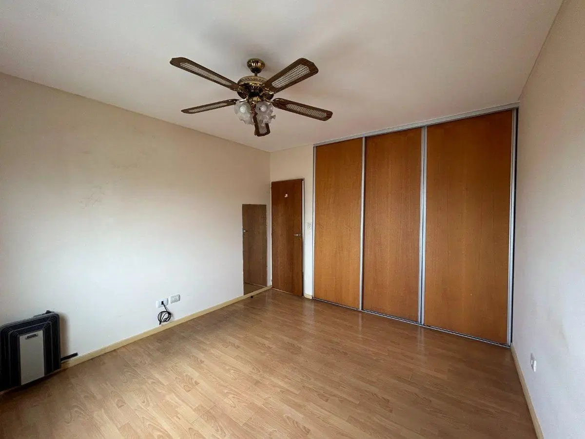 VENTA DEPARTAMENTO RAMOS MEJIA 2 AMBIENTES 5