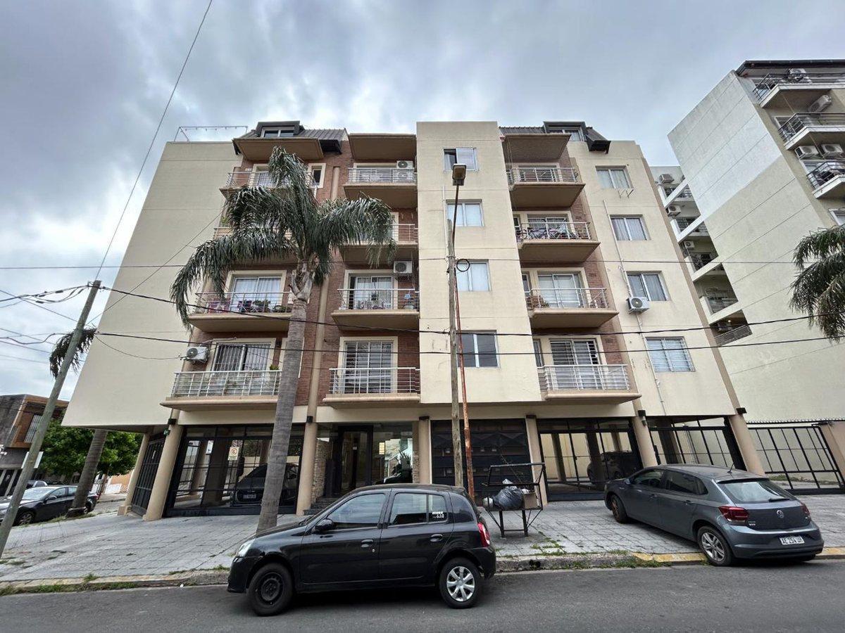 VENTA DEPARTAMENTO RAMOS MEJIA 2 AMBIENTES