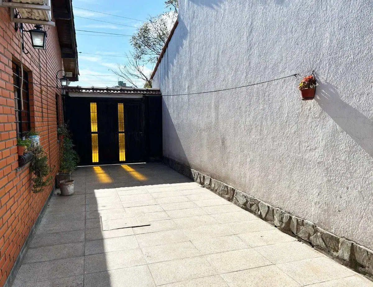 VENTA CASA 3 AMBIENTES VILLA TESEI 4