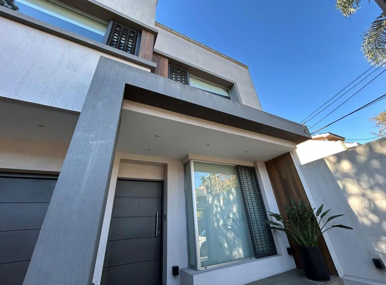 CASA RAMOS MEJIA EN VENTA 4 AMBIENTES APTA CRÉDITO 5