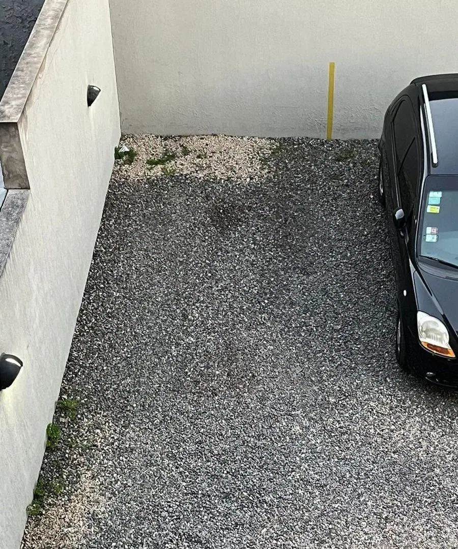 VENTA COCHERA DESCUBIERTA EN LOMAS DEL MIRADOR 4