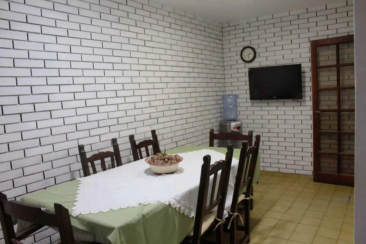 CASA 4 AMBIENTES EN VENTA MORENO APTO CREDITO 5