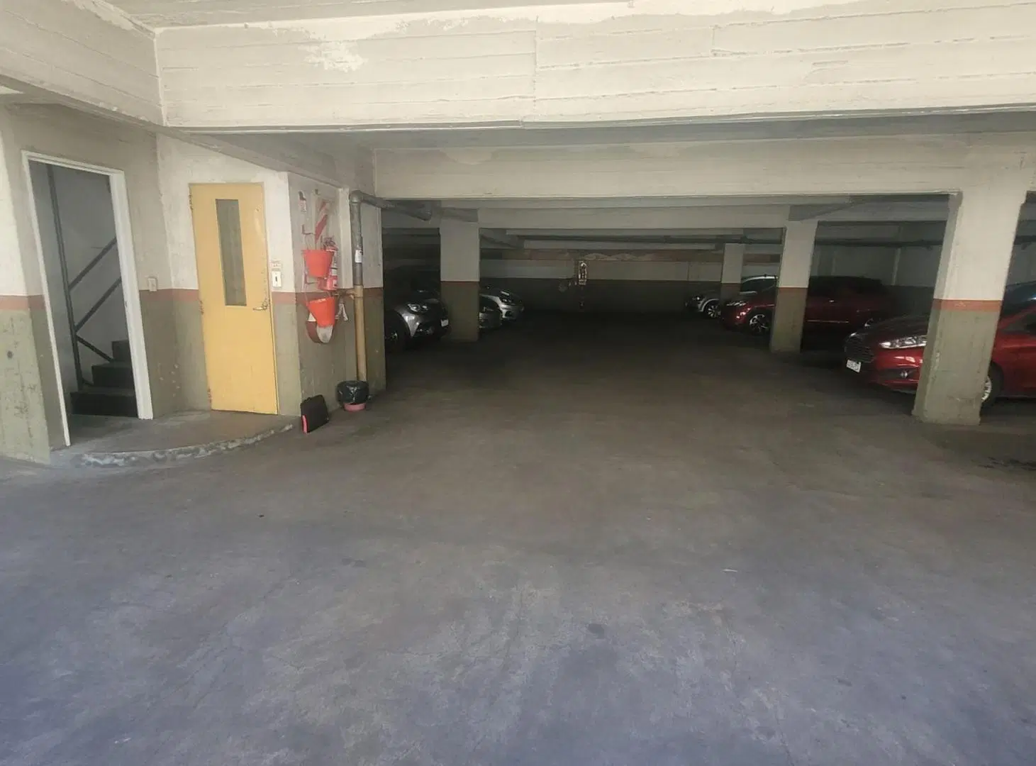 VENTA DE COCHERA EN BELGRANO 2