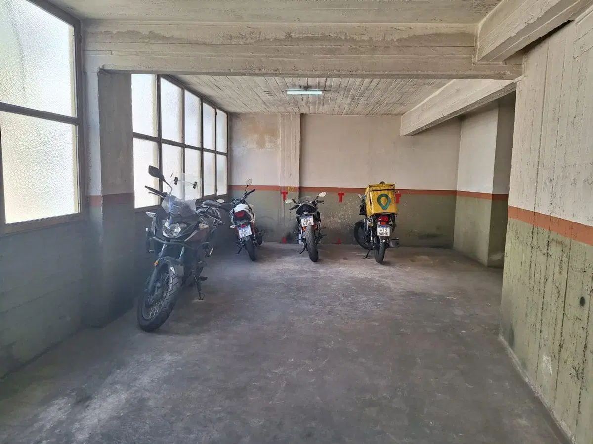 VENTA DE COCHERA EN BELGRANO 5